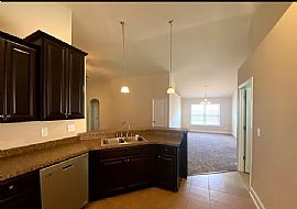 6815 Wintercrest Way Se, Owens Cross Roads, Al 35763 in Owens Cross Roads, AL (Photo 5 of 7)