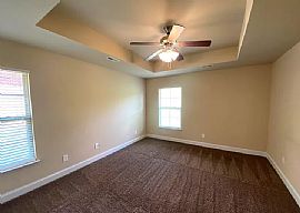 6815 Wintercrest Way Se, Owens Cross Roads, Al 35763 in Owens Cross Roads, AL (Photo 6 of 7)