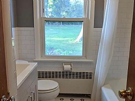 117 Glenbrook Dr, cheshire, Ct 06410 in Cheshire, CT (Photo 6 of 12)