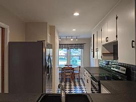 117 Glenbrook Dr, cheshire, Ct 06410 in Cheshire, CT (Photo 7 of 12)