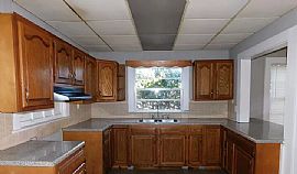 808 7th Ave, Midfield, Al 35228 in Midfield, AL (Photo 5 of 9)