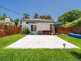 Beautiful 3bedroom House Going For a Nice Price in Miami Beach, FL (Photo 12 of 12)