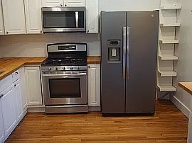 2922 Sw 30th Ct in Miami, FL (Photo 3 of 11)