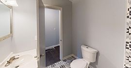 2328 10th Ter S #b, Birmingham, Al 35205 in Birmingham, AL (Photo 8 of 10)