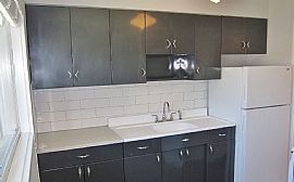 3717 Sw Corbett Ave, Apt 26, 3717 Sw Corbett Ave, Portland, Or  in Portland, OR (Photo 5 of 7)