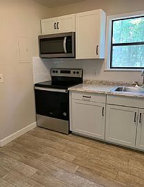 3101 Sandhill Rd, Auburn, Al 36830 in Auburn, AL (Photo 5 of 12)