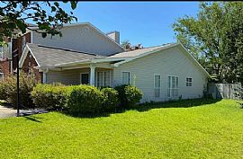 3002 Ashley Cir, Helena, Al 35080 in Helena, AL (Photo 2 of 8)