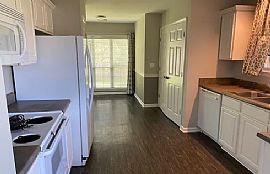 3002 Ashley Cir, Helena, Al 35080 in Helena, AL (Photo 6 of 8)