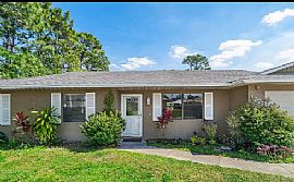 1777 Sw Erie St, Port Saint Lucie, Fl 34953 in Port Saint Lucie, FL