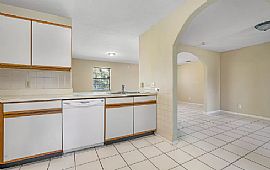 1777 Sw Erie St, Port Saint Lucie, Fl 34953 in Port Saint Lucie, FL (Photo 6 of 12)