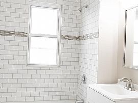 1056 Boulevard, West Hartford, Ct 06119 in West Hartford, CT (Photo 4 of 11)