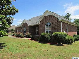 104 Centennial Dr, harvest, Al 35749 in Harvest, AL (Photo 3 of 10)