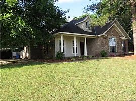 601 Prairieview Dr, prattville, Al 36067 in Prattville, AL (Photo 2 of 12)