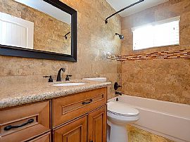 3831 N 34th St, Phoenix, Az 85018 in Phoenix, AZ (Photo 8 of 11)