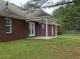 103 Jewell Cobb Ct, Owens Cross Roads, Al 35763 in Owens Cross Roads, AL (Photo 11 of 12)