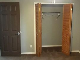 12216 N 59th St Apt E, Tampa, Fl 33617 in Tampa, FL