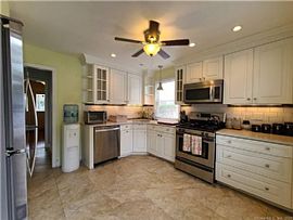 86 Warwick Ave, Stratford, Ct 06615 in Stratford, CT (Photo 6 of 12)