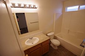 Move in Rdy! Duplex Near Bsu/micron with 2 Bed/2.5 Bath  in Boise, ID (Photo 6 of 12)