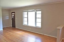 2214 Biltmore Ave, Montgomery, Al 36107 in Montgomery, AL (Photo 4 of 12)