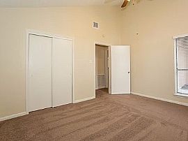 10027 Sageaspen Ln, Houston, in Houston, TX (Photo 2 of 3)