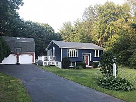 65 Lunt Rd, Falmouth, Me in Falmouth, ME (Photo 2 of 8)