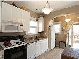 809 Philadelphia Ave, Silver Spring, Md 20910 in Silver Spring, MD (Photo 6 of 10)