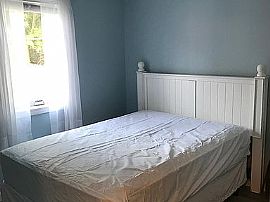 88 Carll Ave, Old Orchard Beach, Me in Old Orchard Beach, ME (Photo 3 of 8)