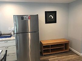 88 Carll Ave, Old Orchard Beach, Me in Old Orchard Beach, ME (Photo 4 of 8)