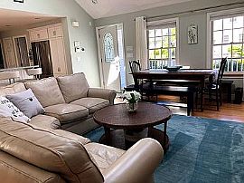 53 Cottage St, Ogunquit, Me  in Ogunquit, ME (Photo 8 of 10)