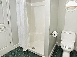 53 Cottage St, Ogunquit, Me  in Ogunquit, ME (Photo 9 of 10)