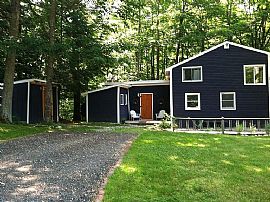 92 Rockaway Rd, Falmouth, Me in Falmouth, ME