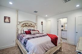 Beautiful New Construction Home Just Completed in Phoenix, AZ (Photo 4 of 6)