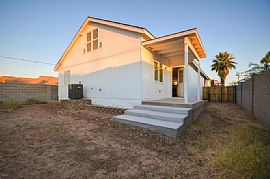 Beautiful New Construction Home Just Completed in Phoenix, AZ (Photo 6 of 6)
