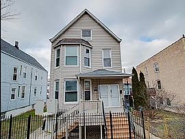Charming 2 Bedroom in Chicago, IL