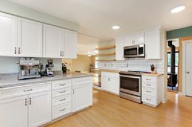 Country Living at Its Best. Quiet Neighborhood Near Snohomish in Snohomish, WA (Photo 4 of 7)