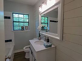 Charming 3 Bedroom in Shawnee, OK (Photo 5 of 6)