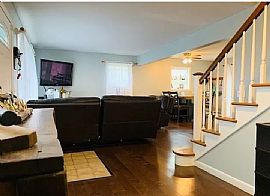 80 Lake Dr, Oakdale, Ct 06370 in Oakdale, CT (Photo 3 of 12)