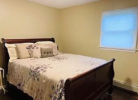 80 Lake Dr, Oakdale, Ct 06370 in Oakdale, CT (Photo 8 of 12)