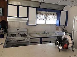 2 3rd Ave, Stratford, Ct 06615 in Stratford, CT (Photo 5 of 8)