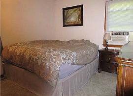 16 South St, Bethel, Ct 06801 in Bethel, CT (Photo 5 of 9)