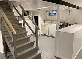 Spacious 4bedroom Home Available @ Elmhurst   in Elmhurst, IL (Photo 8 of 11)