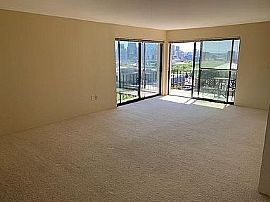 1001 Queen Anne Ave N Penthouse 701-1, Seattle, Wa  in Seattle, WA (Photo 4 of 8)