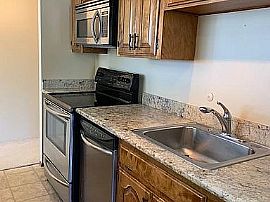 1001 Queen Anne Ave N Penthouse 701-1, Seattle, Wa  in Seattle, WA (Photo 8 of 8)