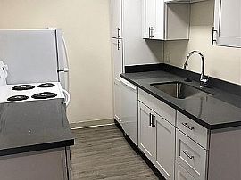 106 22nd Ave S, Seattle, Wa in Seattle, WA (Photo 2 of 7)