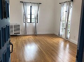 102 Pomona Ave #c, Long Beach, Ca in Long Beach, CA