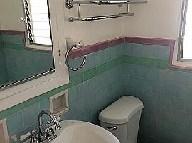 102 Pomona Ave #c, Long Beach, Ca in Long Beach, CA (Photo 10 of 12)