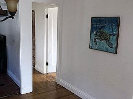 102 Pomona Ave #c, Long Beach, Ca in Long Beach, CA (Photo 9 of 12)