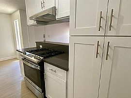 Stanley Ave, Long Beach, Ca in Long Beach, CA (Photo 6 of 11)