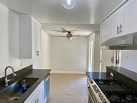 Stanley Ave, Long Beach, Ca in Long Beach, CA (Photo 9 of 11)