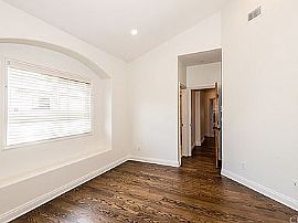 1130 10th St #b, Manhattan Beach, Ca in Manhattan Beach, CA (Photo 10 of 12)